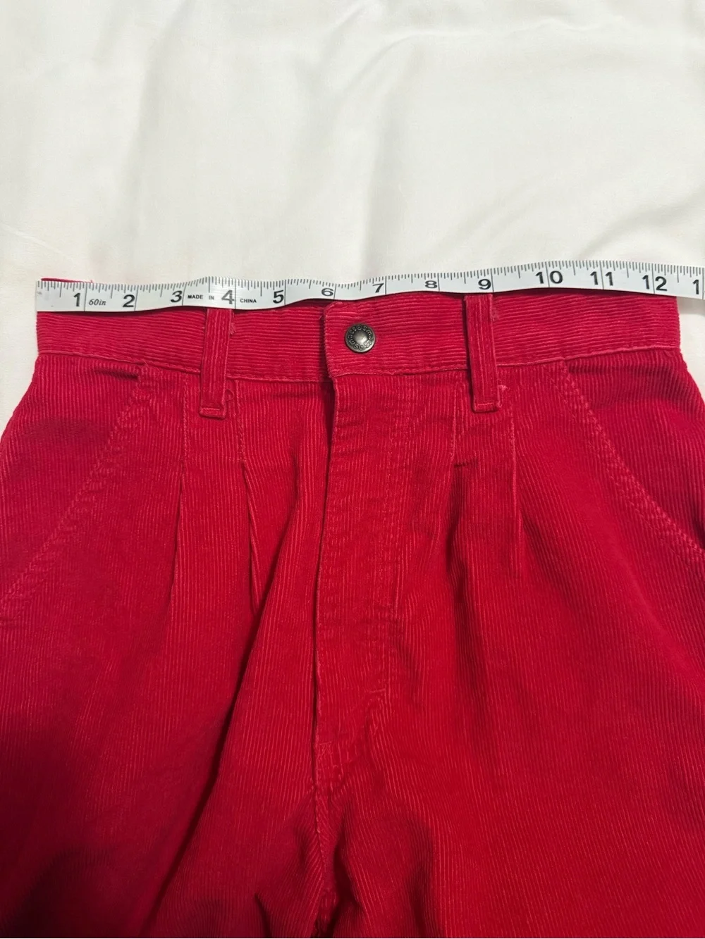 Vtg SMACS 80s High Waist Red Corduroy Pants 25x30 Tapered Mom Pant USA Raw Hem